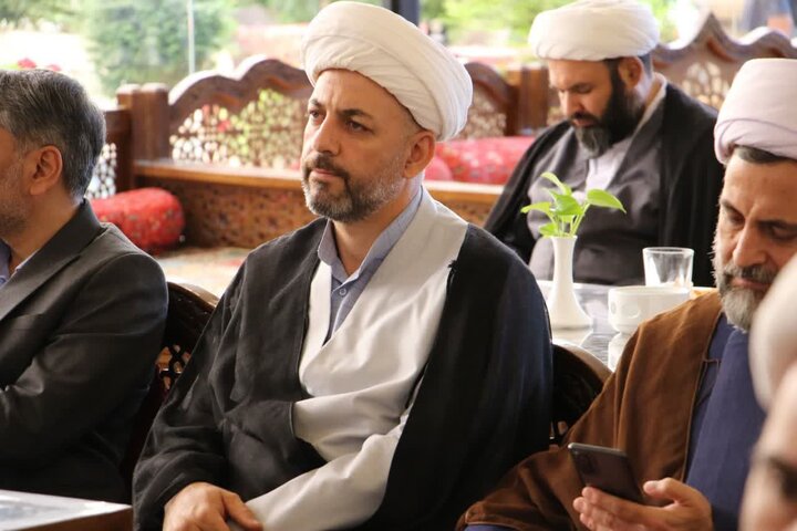 تصاویر |آیین رونمایی از ۲۱ جلد کتاب درسی حوزه علمیه اصفهان