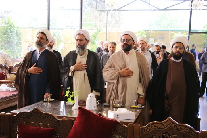 تصاویر |آیین رونمایی از ۲۱ جلد کتاب درسی حوزه علمیه اصفهان