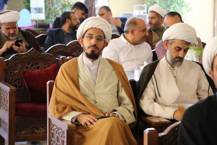 تصاویر |آیین رونمایی از ۲۱ جلد کتاب درسی حوزه علمیه اصفهان