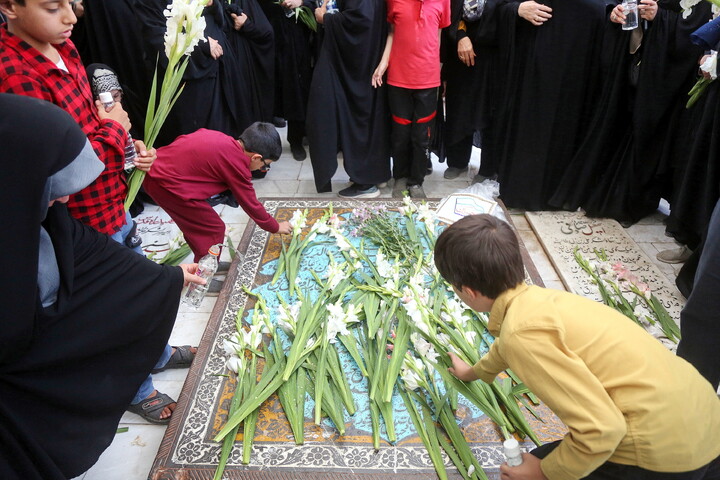تصاویر/ آیین معنوی«میهمانی لاله‌ها»