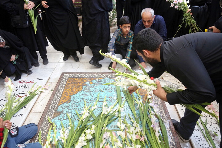 تصاویر/ آیین معنوی«میهمانی لاله‌ها»