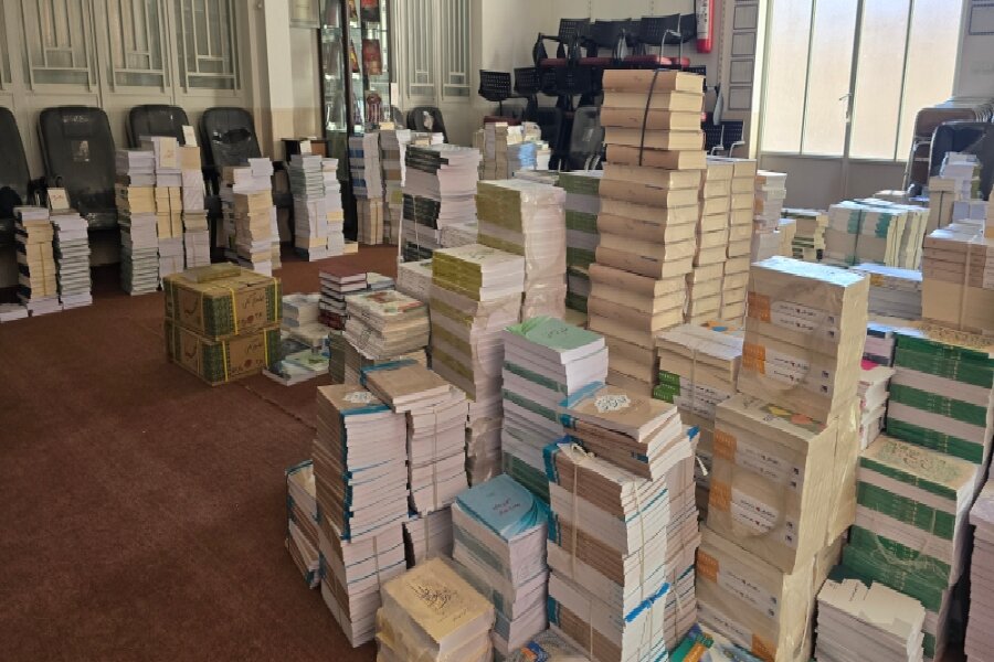 ۴۶۱ عنوان کتاب درسی حوزه علمیه خواهران یزد برای سال تحصیلی جدید آماده توزیع شد