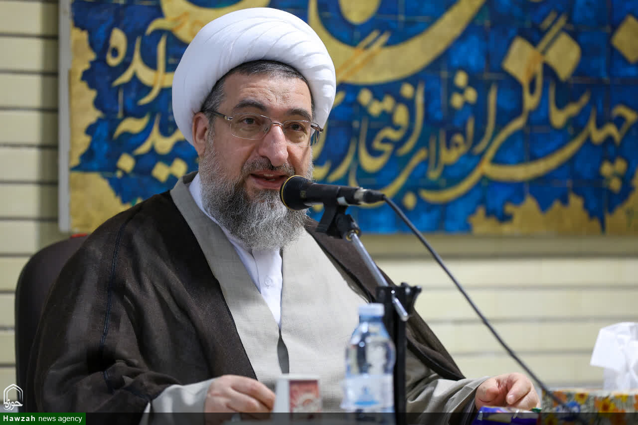 هیچ خدمت دنیوی هم‌سنگ خون پاک شهید نیست؛ شهدا معامله‌گران واقعی بازار آفرینش‌اند