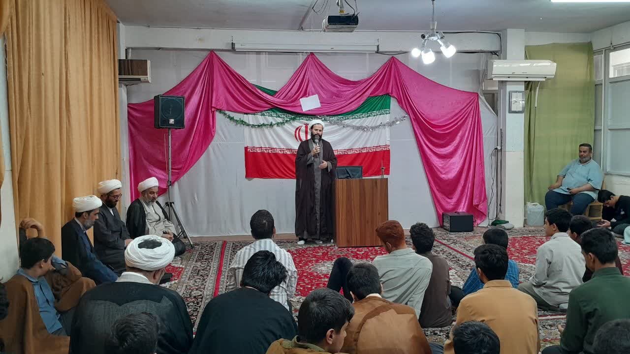 آغاز به کار شبکه آموزشی «نعم العون» در مدرسه علمیه امام مهدی موعود(عج)