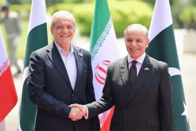 وزیراعظم پاکستان کی نیویارک میں ایرانی صدر سے ملاقات / پاک ایران تعلقات اور علاقائی صورتحال پر گفتگو