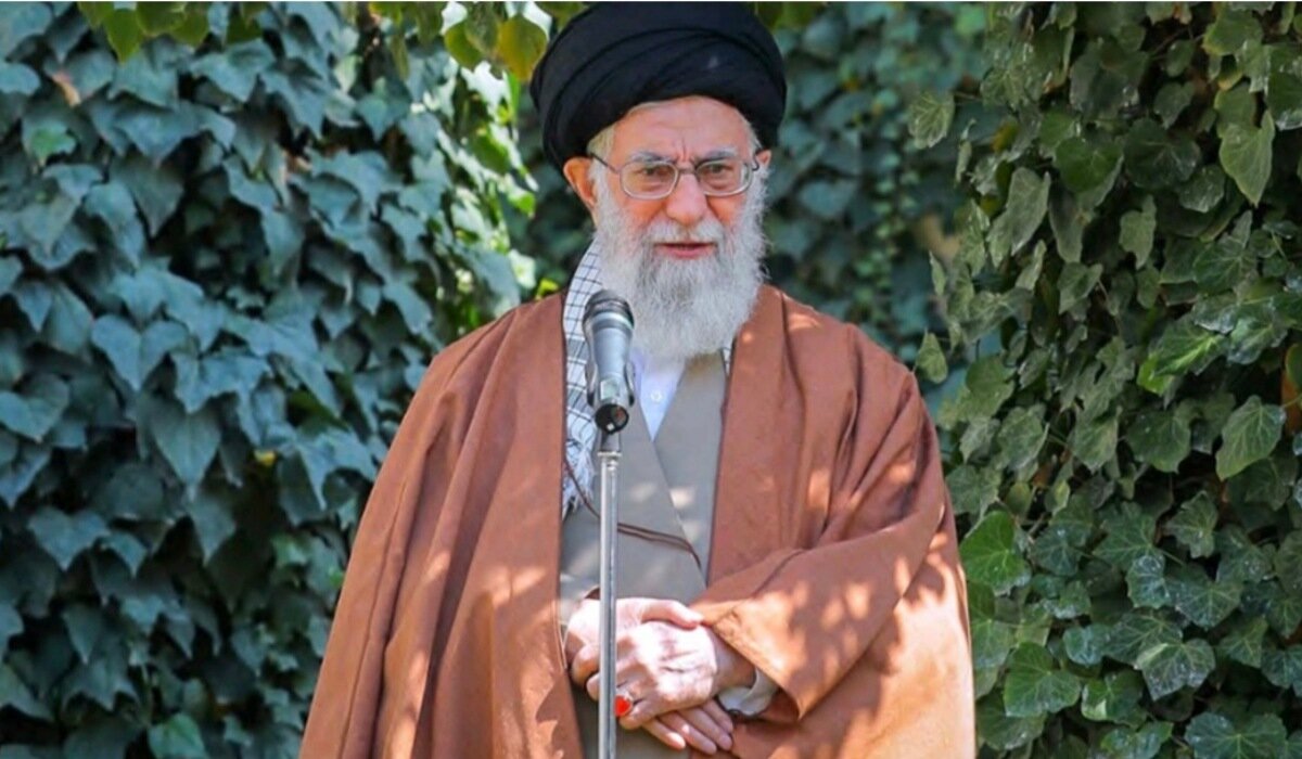 کارهای غیرعالمانه زمینه را برای مدعیان دروغین مهدویت فراهم می‌کند