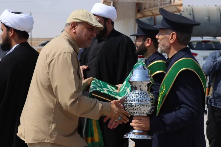 حضور خادمان حرم حضرت معصومه(س) در جمع مدافعان وطن و خانواده شهدا در خوزستان