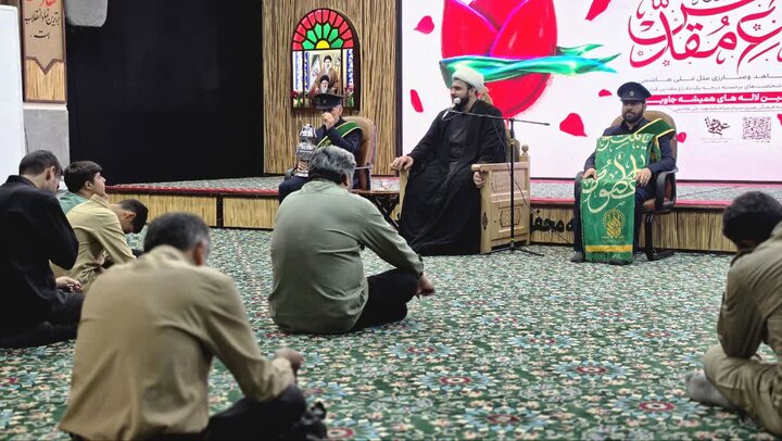 حضور خادمان حرم حضرت معصومه(س) در جمع مدافعان وطن و خانواده شهدا در خوزستان