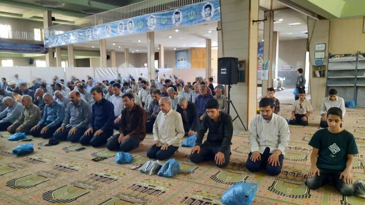 تصاویر/اقامه نماز عبادی سیاسی جمعه در خمین
