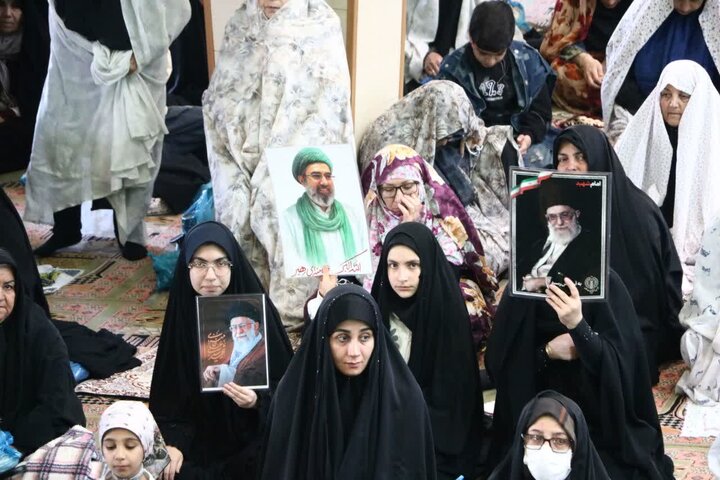 تصاویر/اقامه نماز عبادی سیاسی جمعه در خمین