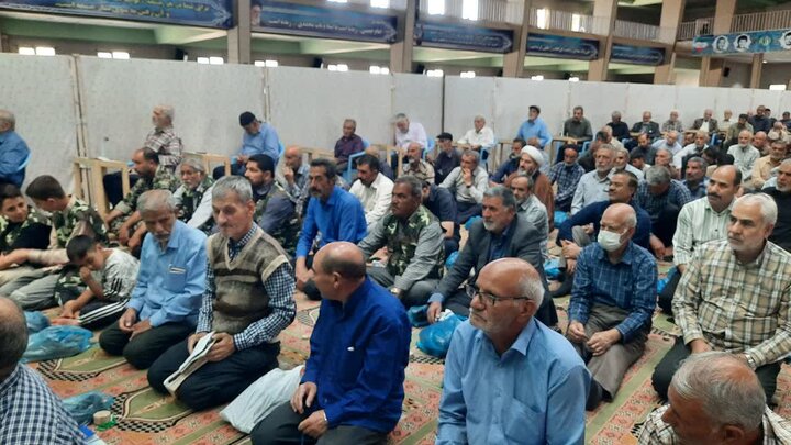 تصاویر/اقامه نماز عبادی سیاسی جمعه در خمین