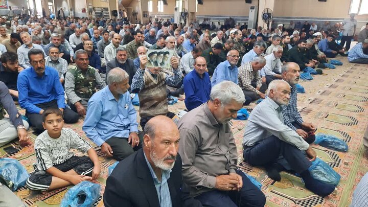 تصاویر/اقامه نماز عبادی سیاسی جمعه در خمین