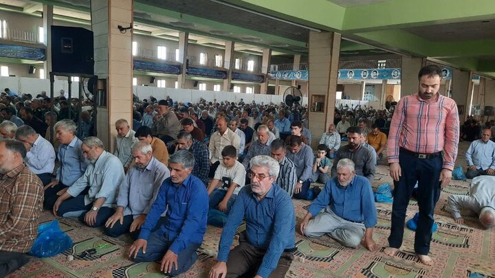 تصاویر/اقامه نماز عبادی سیاسی جمعه در خمین