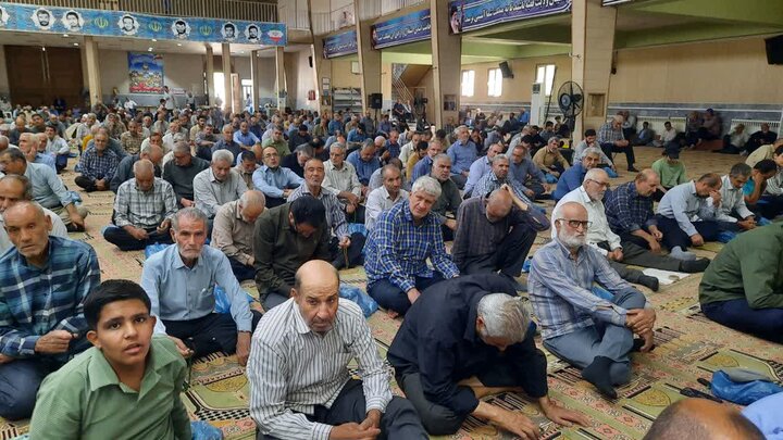 تصاویر/اقامه نماز عبادی سیاسی جمعه در خمین