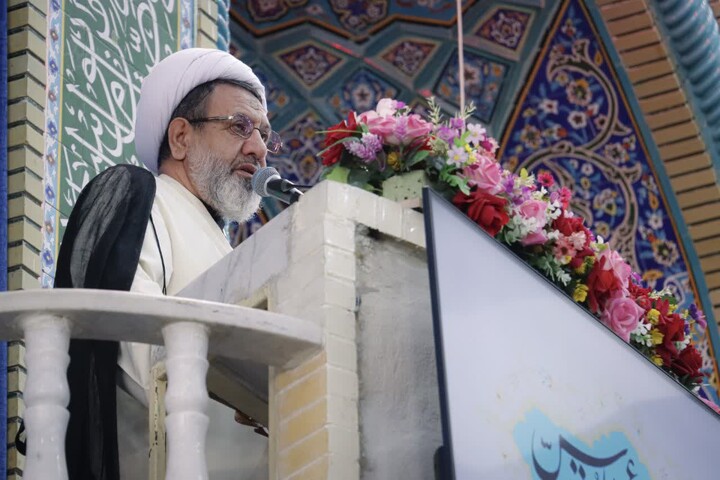 تصاویر/ اقامه نمازجمعه شهر کرمان