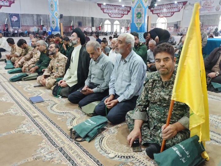 تصاویر/ نمازعبادی سیاسی جمعه کاشان