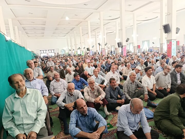 تصاویر/اقامه نماز عبادی سیاسی جمعه در ساوه