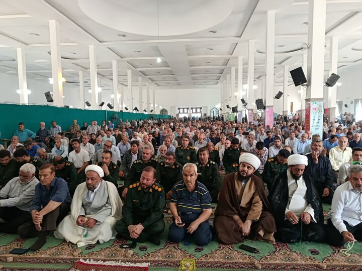 تصاویر/اقامه نماز عبادی سیاسی جمعه در ساوه