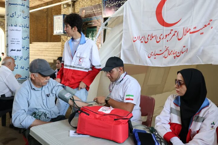 تصاویر/ نماز عبادی سیاسی جمعه در شهرکرد