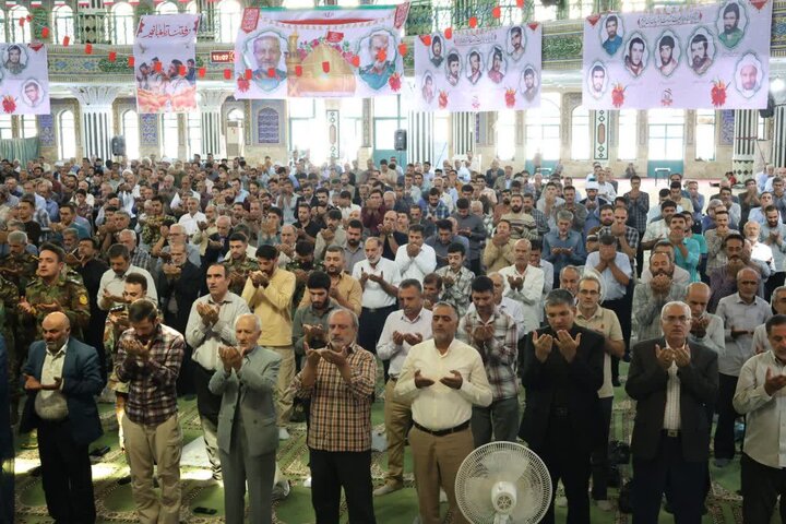 تصاویر/ نماز عبادی سیاسی جمعه در شهرکرد