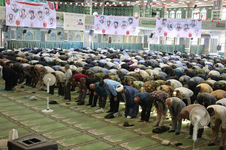تصاویر/ نماز عبادی سیاسی جمعه در شهرکرد