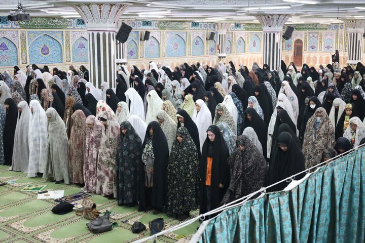 تصاویر/ نماز عبادی سیاسی جمعه در شهرکرد