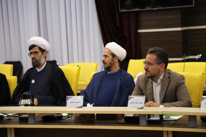 تصاویر / اختتامیه اجلاسیه سراسری رؤسای شعب مجمع عالی حکمت اسلامی در تبریز