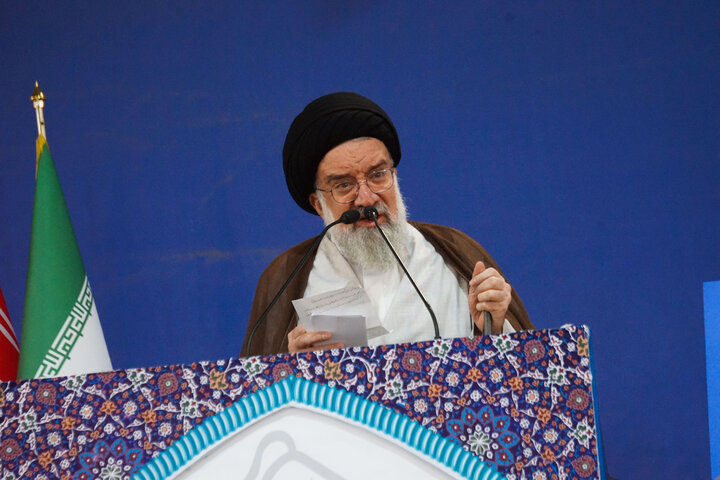 تصاویر/ اقامه نماز جمعه در دانشگاه تهران