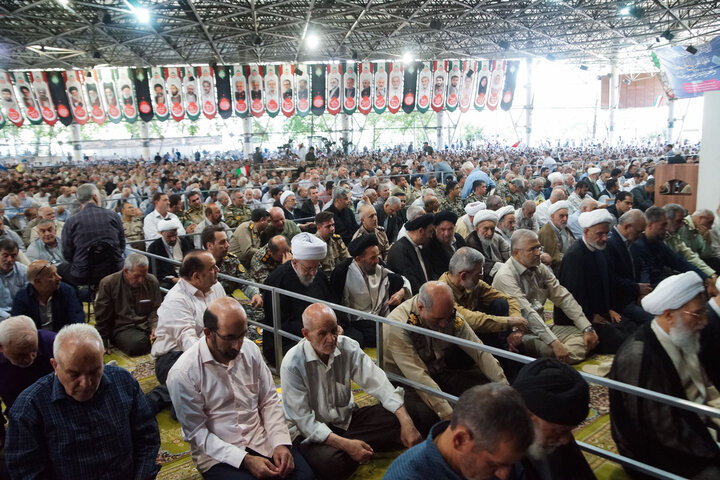 تصاویر/ اقامه نماز جمعه در دانشگاه تهران