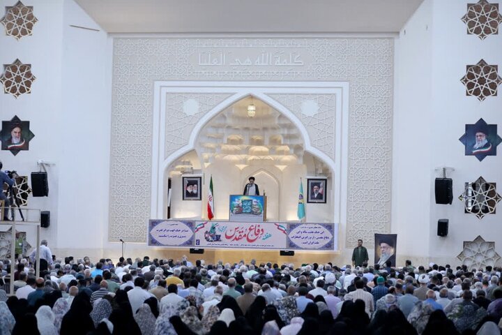 تصاویر / اولین نماز جمعه عبادی-سیاسی گرگان در پائیز ۱۴۰۵