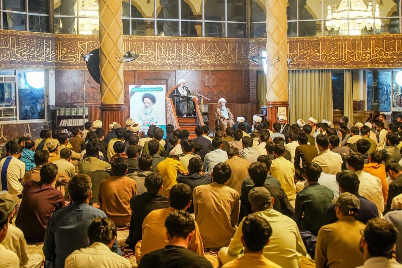 جامعہ الکوثر اسلام آباد میں آیت الله زنجانی کی یاد میں تعزیتی ریفرنس: مرجعیت کے مقام پر بروزِ قیامت شہدائے کرام بھی رشک کریں گے، علامہ شفا نجفی