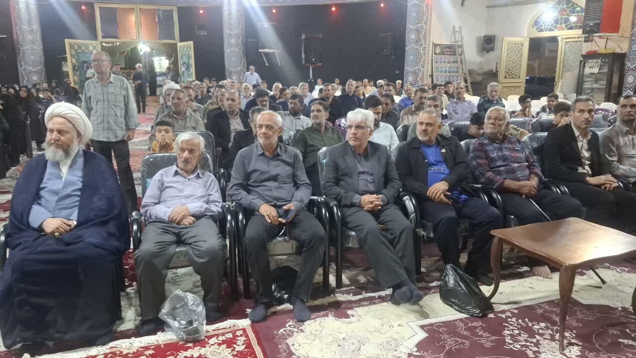 یادواره ۴۳ شهید محله شهدای آران و بیدگل برگزار شد
