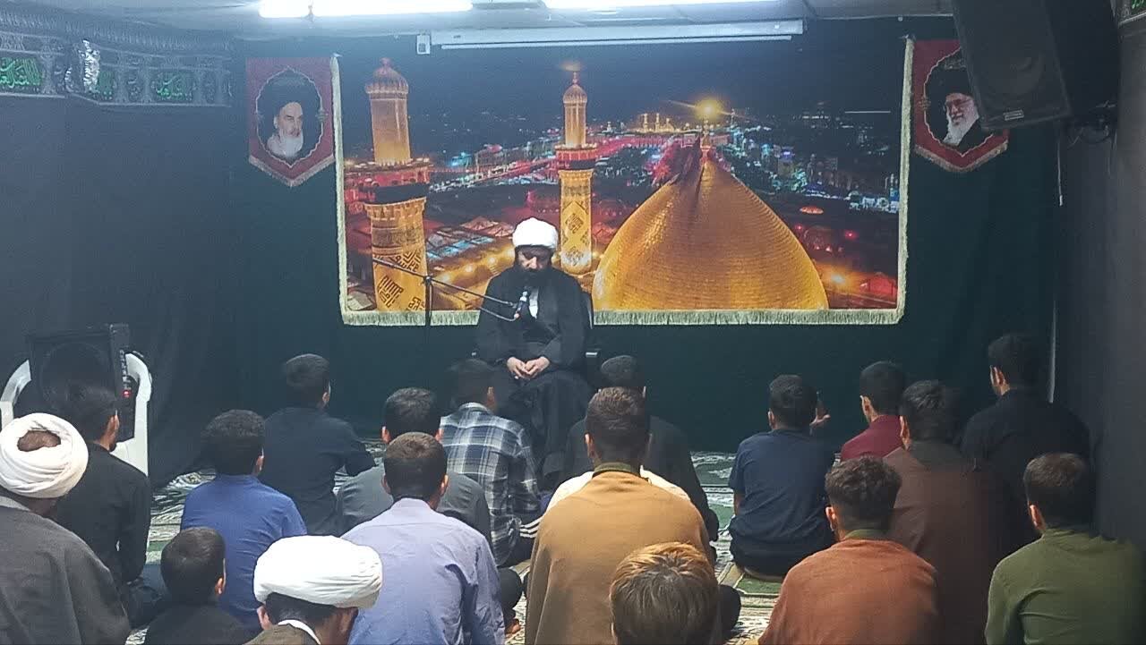 مراسم سال تحصیلی جدید حوزه علمیه امام رضا(ع) اندیکا برگزار شد