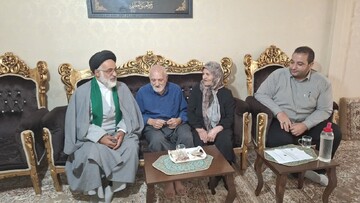 حماسه هشت سال دفاع مقدس به ملت ایران عزت بخشید/ استقامت مردم برآمده از وعده الهی است