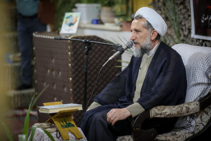 تصاویر / مراسم یادواره شهدا  با حضور امام جمعه قزوین