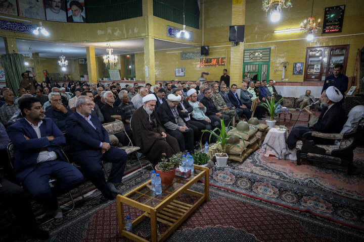 تصاویر / مراسم یادواره شهدا  با حضور امام جمعه قزوین