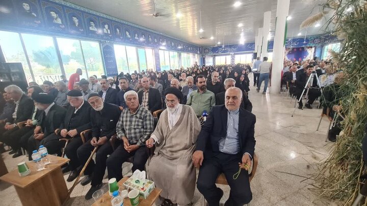 تصاویر/نخستین یادواره امیران، سرداران و شهدای بخش نوبران