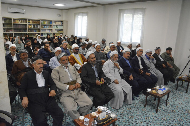 تصاویر/ دیدار نماینده ولی فقیه در آذربایجان غربی با خانواده علمای اهل سنت ارومیه فعال در جنگ ۱۲روزه، رمضان و تجمعات مردمی