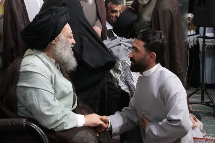 مراسم عمامه گذاری جمعی از طلاب مدرسه علمیه شوشتر
