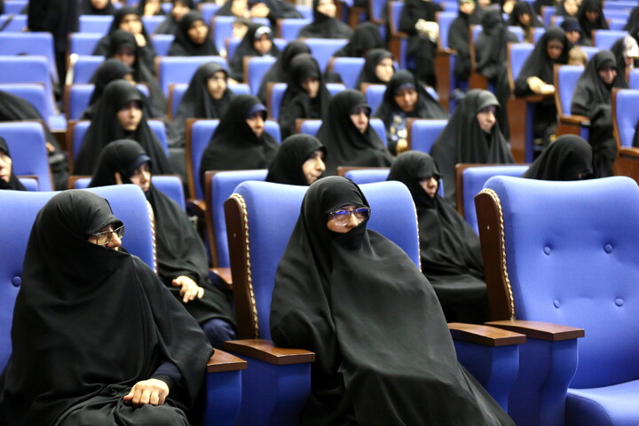 تصاویر/ آیین مشترک آغاز سال تحصیلی جدید حوزه‌های علمیه خواهران سراسر کشور و جامعه‌الزهرا(س)
