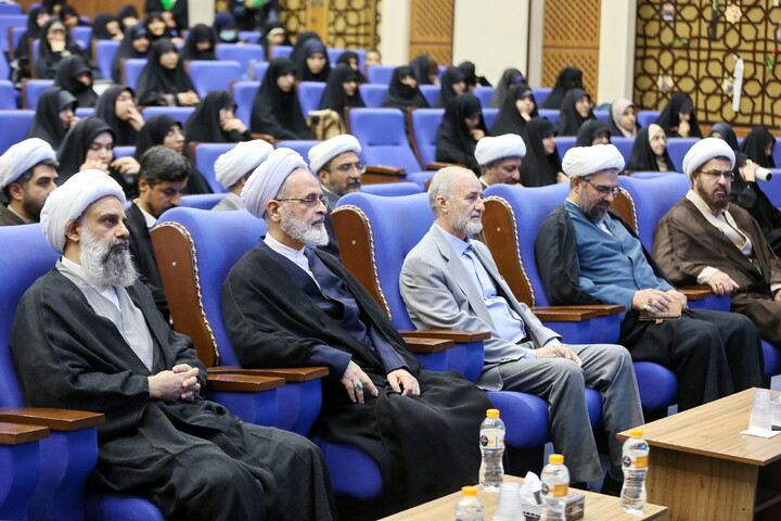 تصاویر/ آیین مشترک آغاز سال تحصیلی جدید حوزه‌های علمیه خواهران سراسر کشور و جامعه‌الزهرا(س)