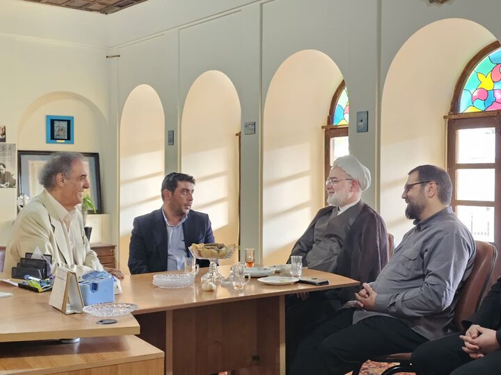 تصاویر/ بازدید نماینده ولی‌فقیه در کردستان از آکادمی هنر دکتر قطب‌الدین صادقی