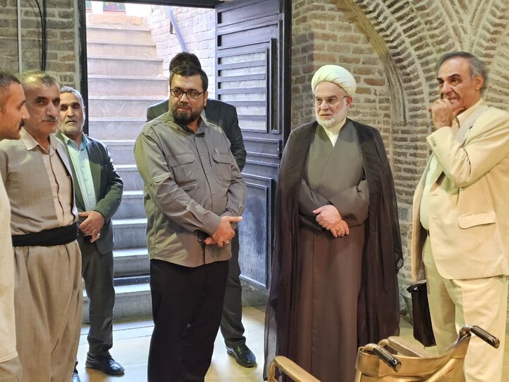 تصاویر/ بازدید نماینده ولی‌فقیه در کردستان از آکادمی هنر دکتر قطب‌الدین صادقی