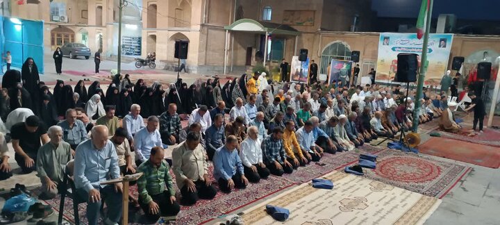 تصاویر/یادواره شهدای گمنام مسجد انقلاب ساوه