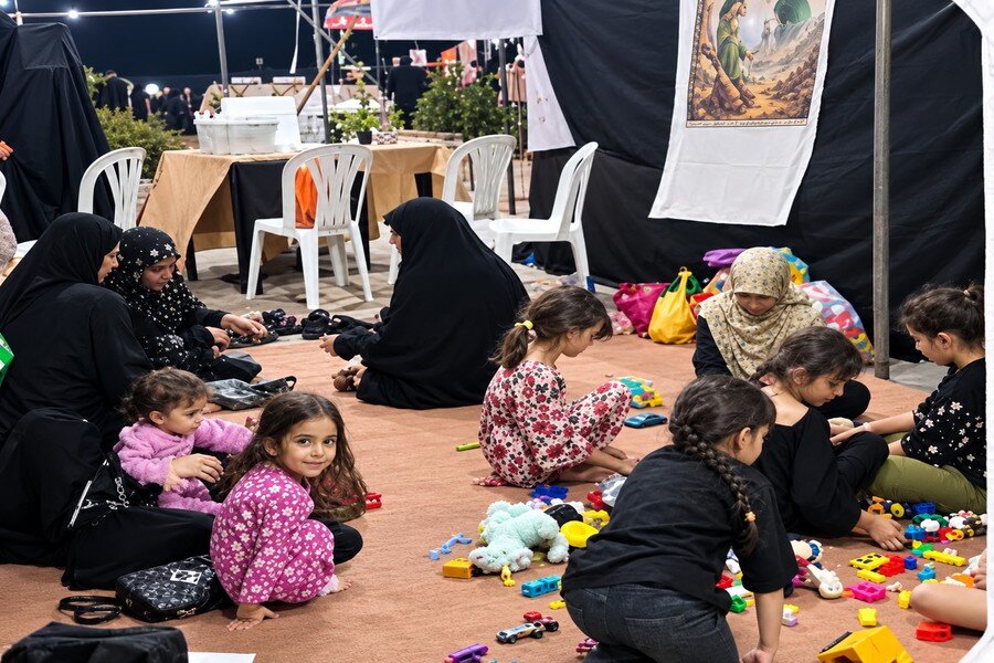 تجلی توانمندی بانوان طلبه در خدمت خانواده؛ گزارشی از فعالیت موکب کانون دانش‌آموختگان ملایر