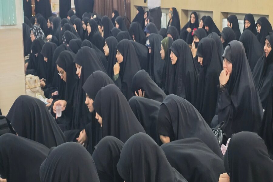 سال تحصیلی حوزه‌ علمیه خواهران یزد با حضور علما و مسئولان آغاز شد