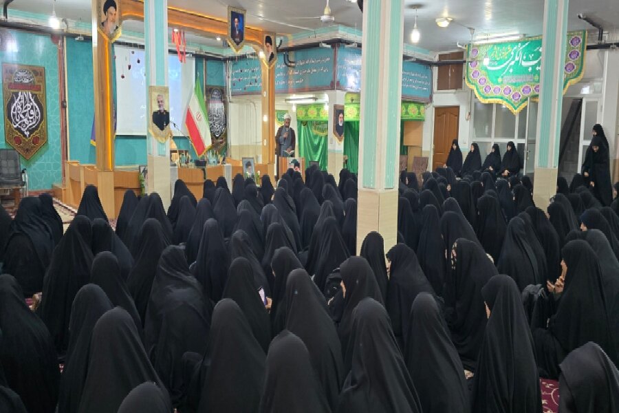 سال تحصیلی حوزه‌ علمیه خواهران یزد با حضور علما و مسئولان آغاز شد
