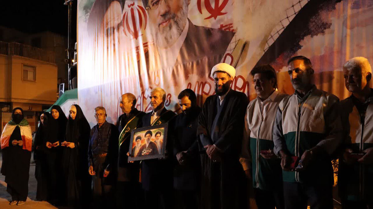 دیدار سفیران کریمه با خانواده ۲۲ شهید استان اصفهان