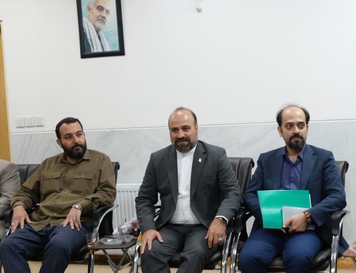 تصاویر/نشست هم‌اندیشی اعضای ستاد عتبات عالیات لرستان