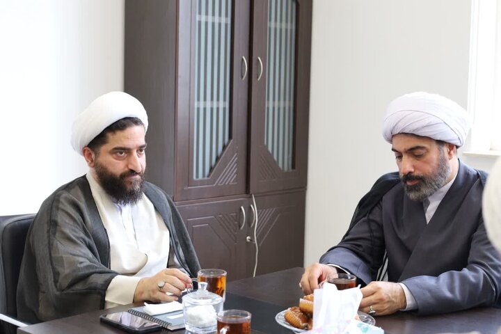 تصاویر/ برنامه گرامیداشت هفته دفاع مقدس با سخنرانی مدیر حوزه علمیه مازندران